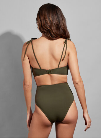 Empreinte bikini slip hoog model.